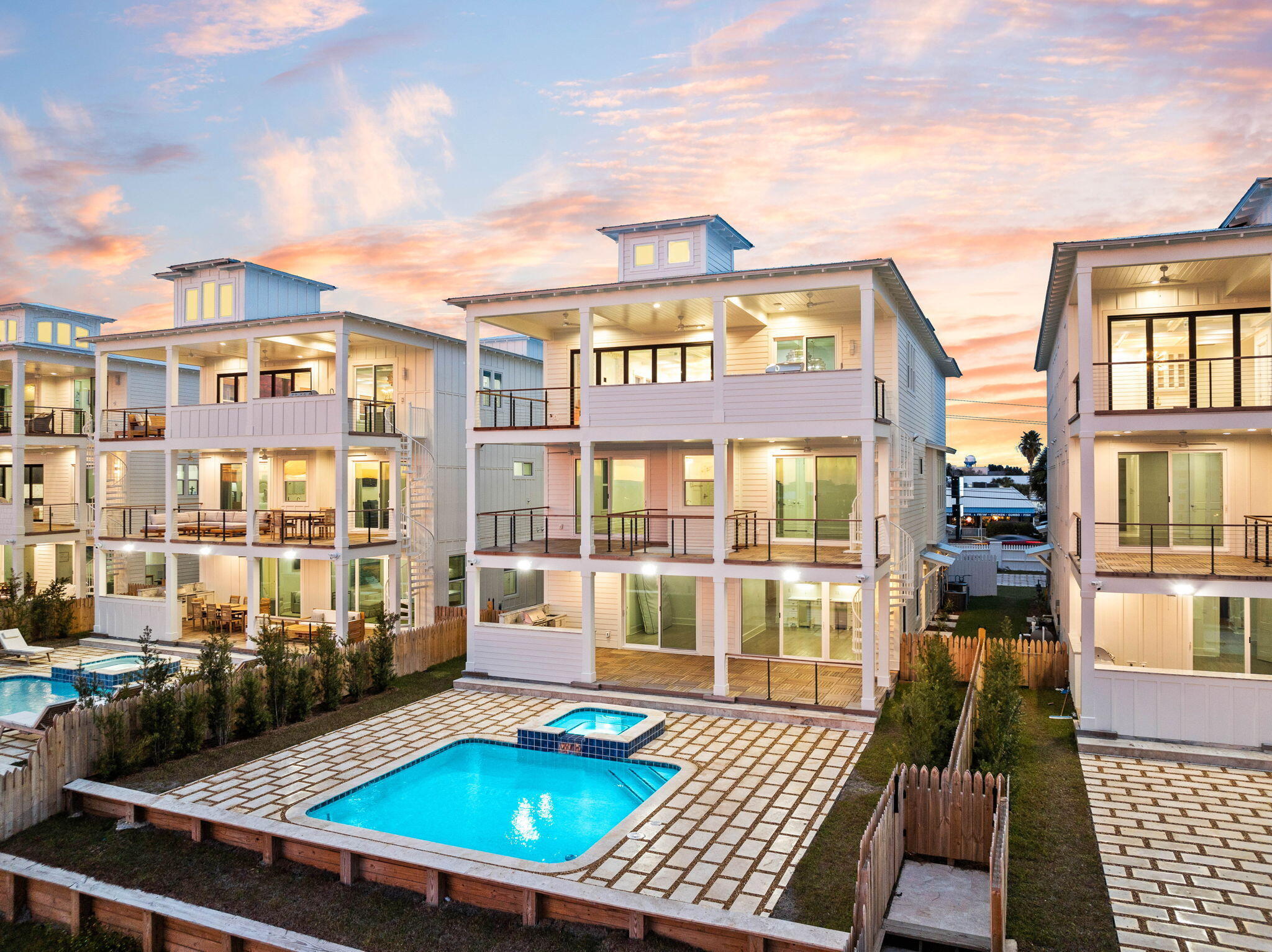 Property Photo: 714 Harbor Boulevard FL 32541