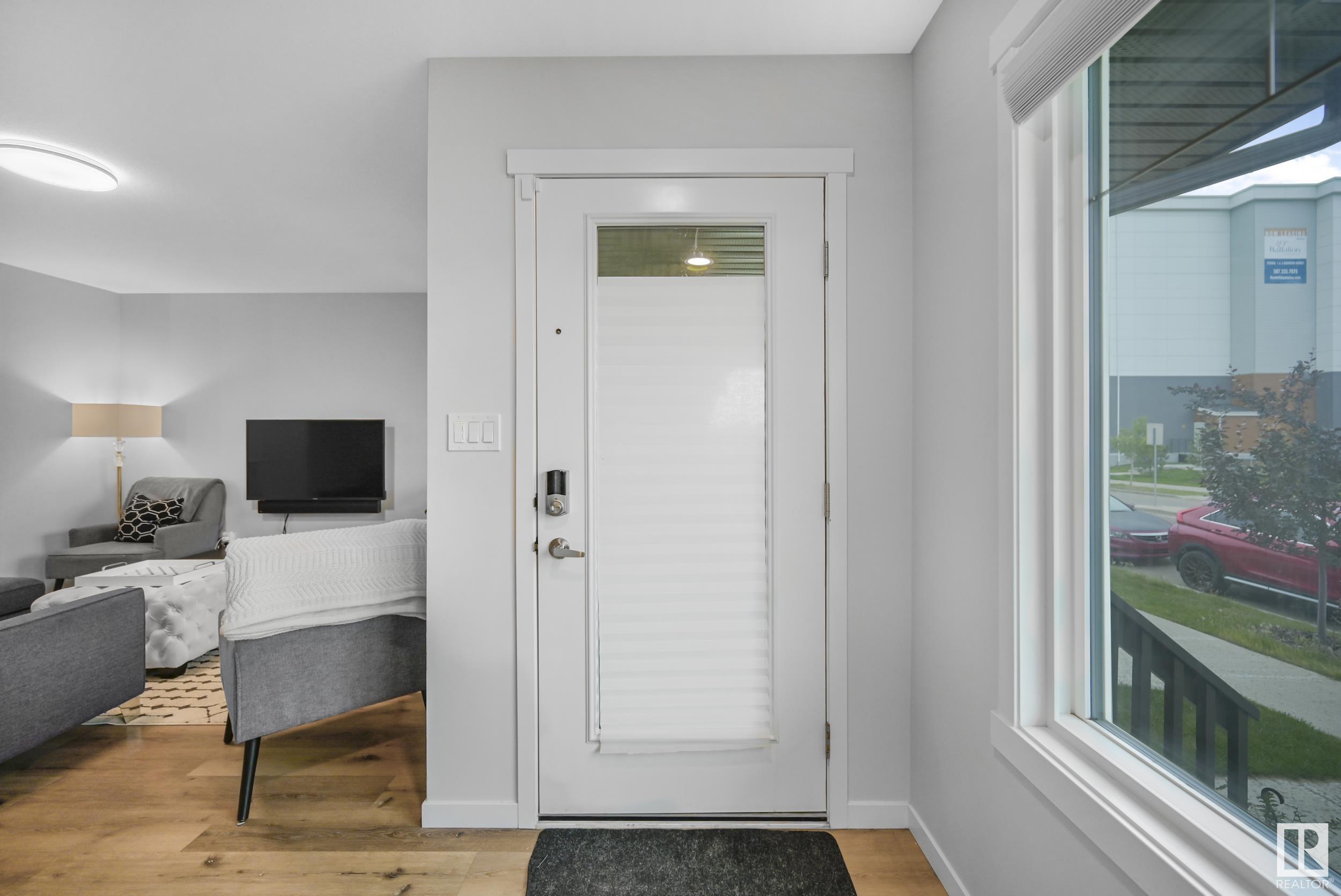 Photo de la propriété: 5696 Juchli Avenue NW AB T5E 6Y2