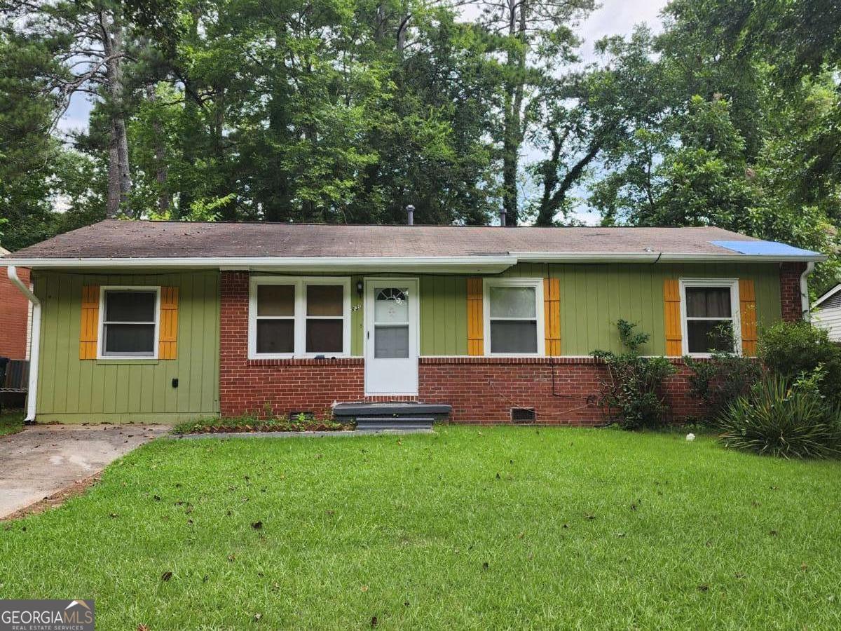 830 Sandy Creek Drive NW  Atlanta GA 30331 photo