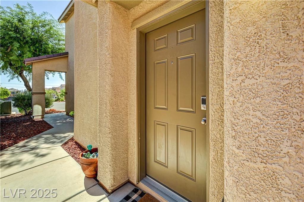 Property Photo: 7623 Lone Shepherd Drive NV 89166