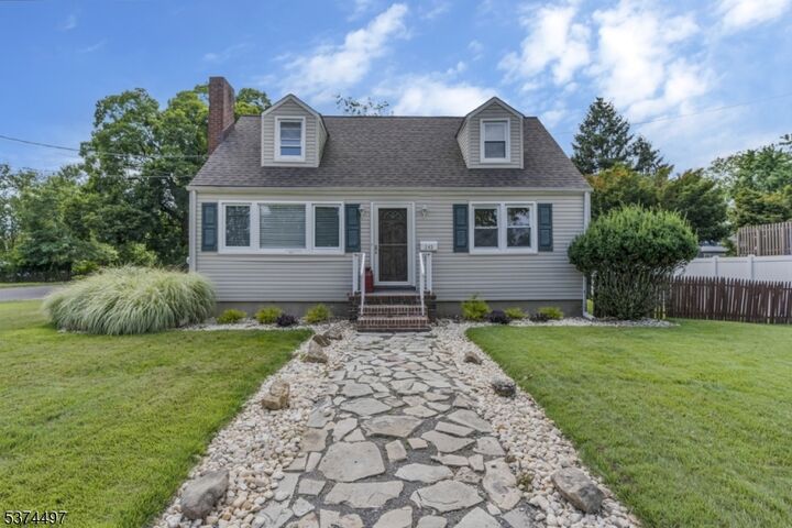 143 Parker St  Middlesex Boro NJ 08846 photo