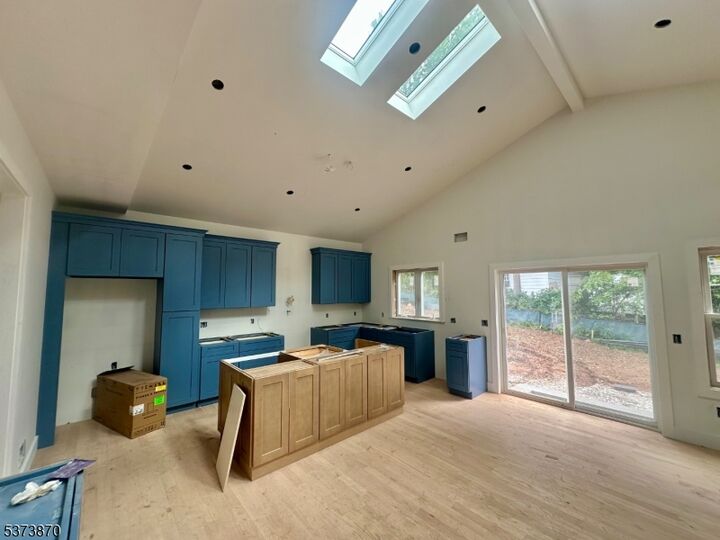 Property Photo:  13 Collinwood Rd  NJ 07040 