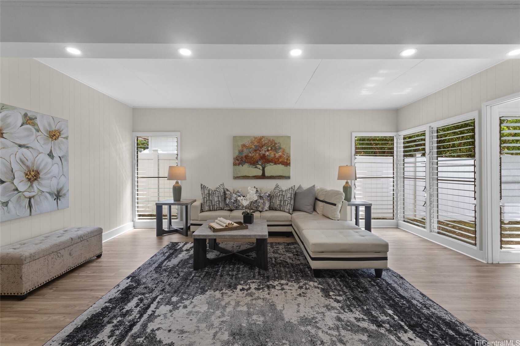 5249 Apo Drive  Honolulu HI 96821 photo