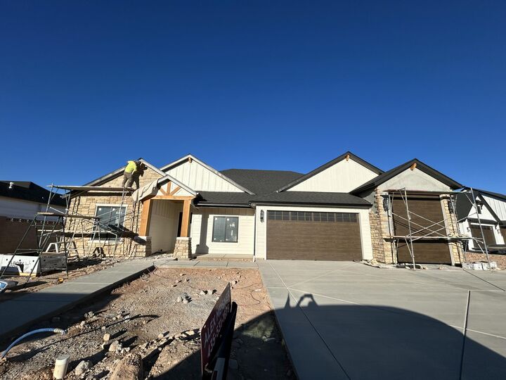 Property Photo:  1810 S Hidden Canyon Rd  UT 84720 