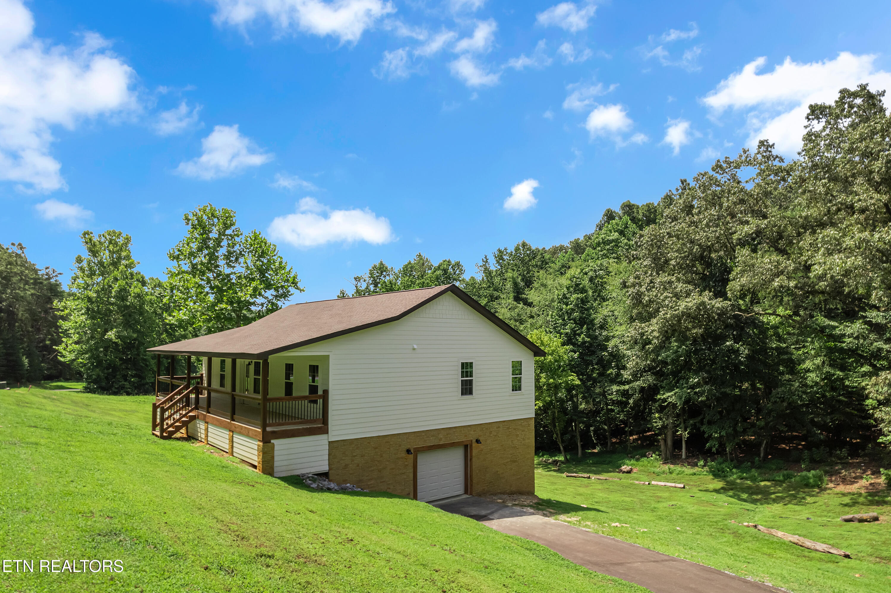 Property Photo:  123 Cove Springs Drive  TN 37725 