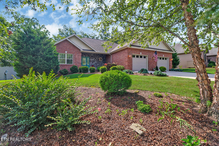 107 Mariners Drive  Crossville TN 38558 photo