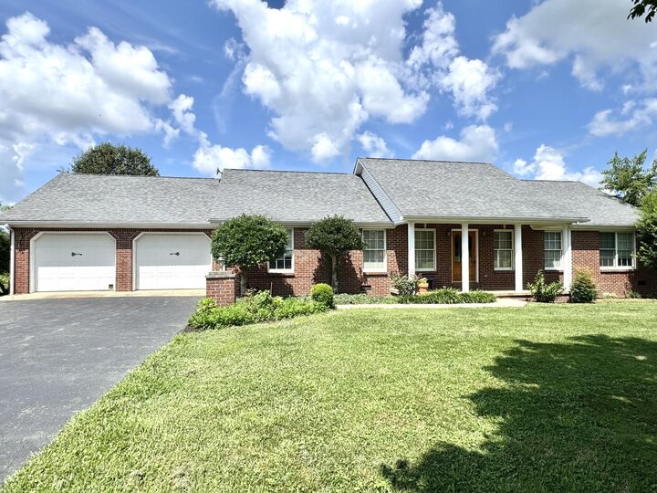 Property Photo:  110 Fountaine Trace  KY 40330 