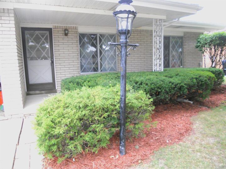Property Photo: 13587 Terra Santa Drive MI 48312