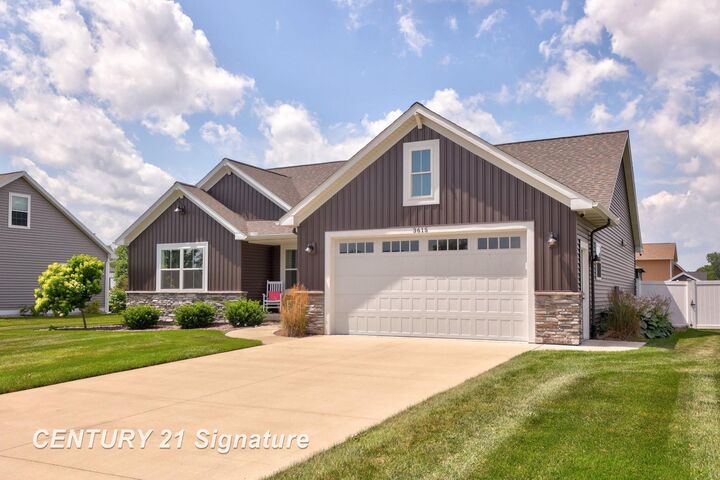 Property Photo: 3615 Coachmans Ridge Drive MI 48603