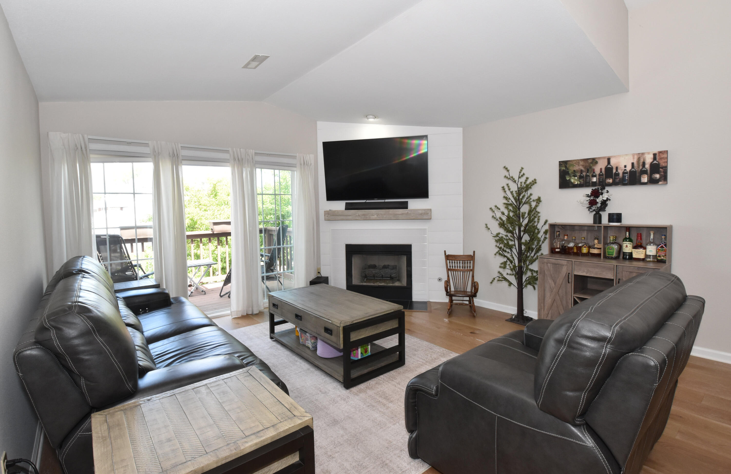 Property Photo: N16w26573 Wild Oats Dr G WI 53072