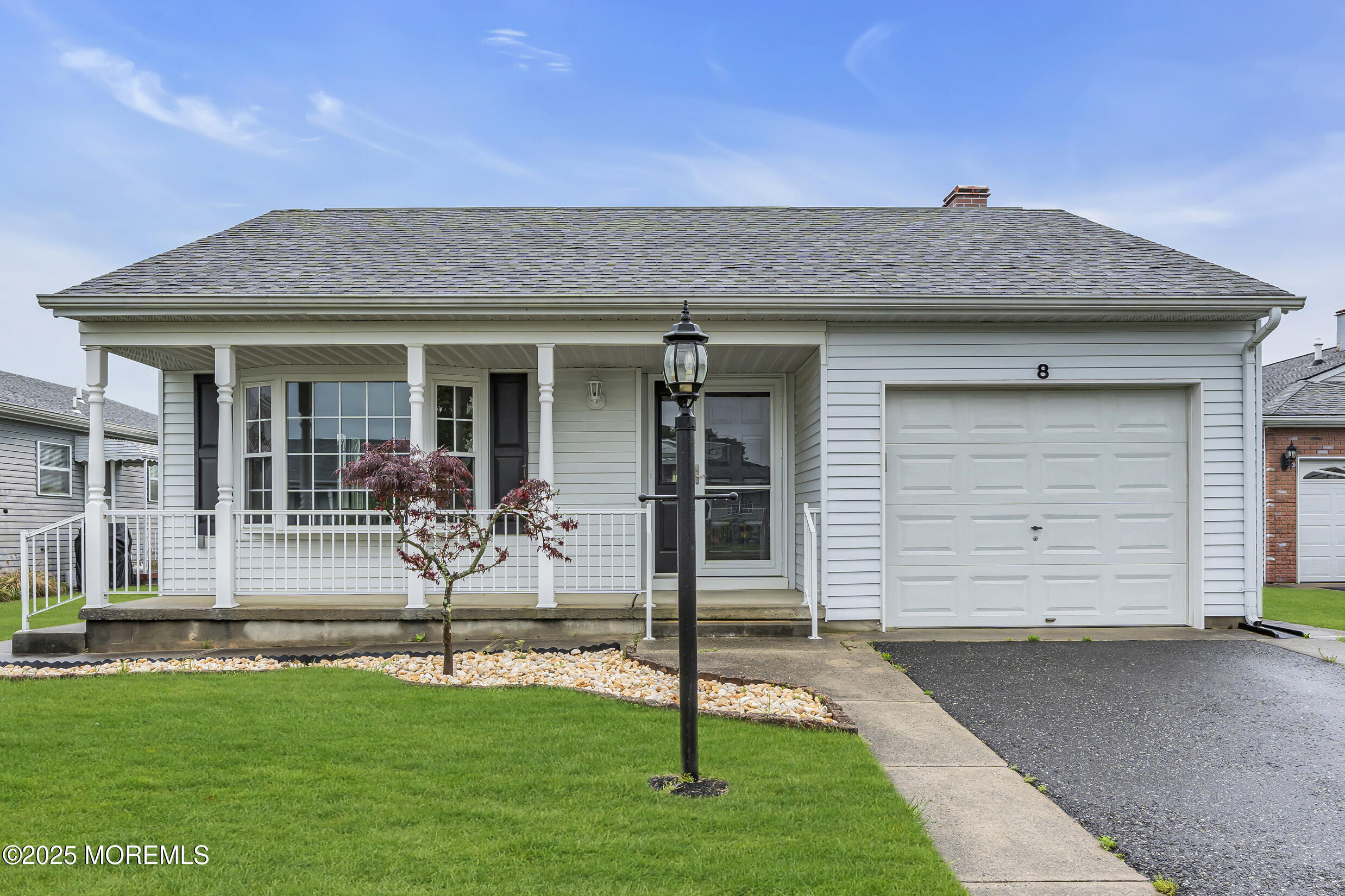Property Photo: 8 Thronbury Court NJ 08757