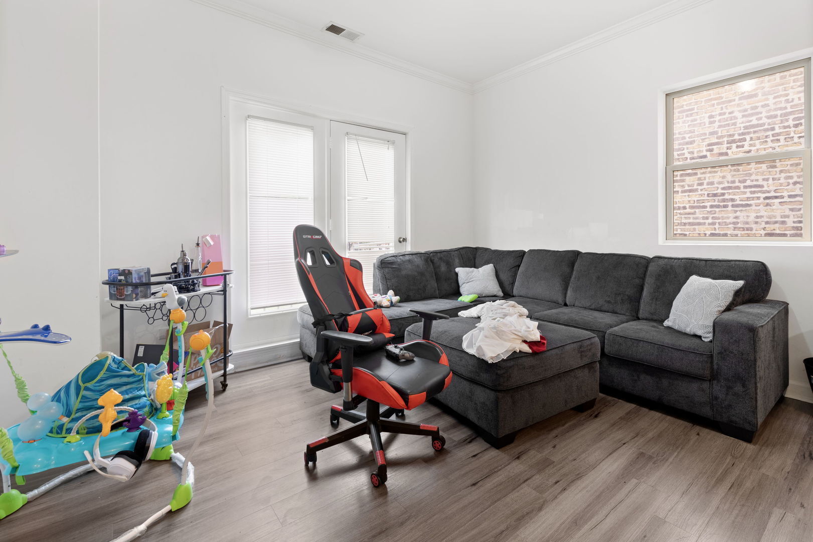 Property Photo: 1453 W Garfield Boulevard 2 IL 60636