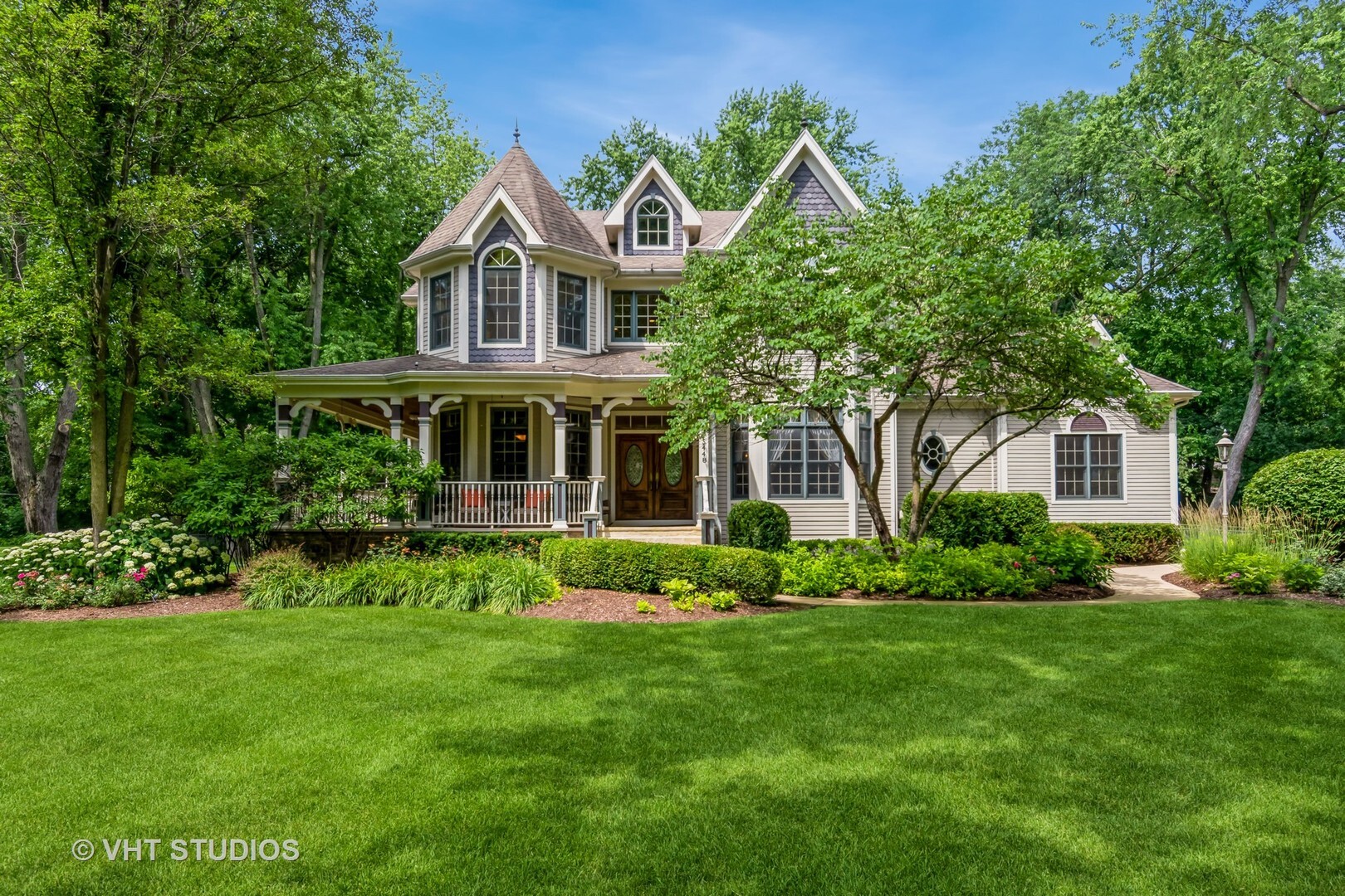 Property Photo: 7S448 Arbor Drive IL 60540