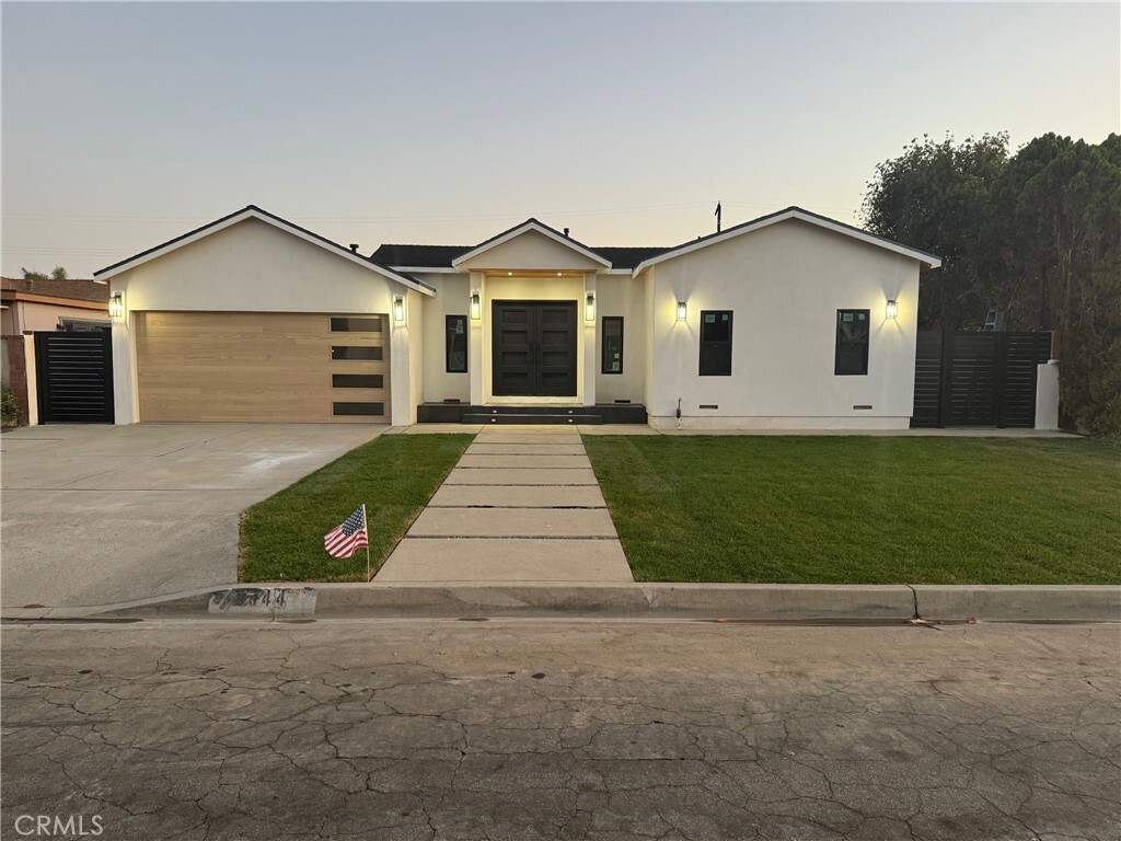Property Photo:  9044 Bigby Street  CA 90241 