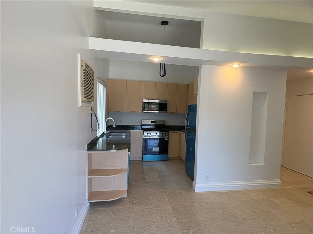 Property Photo: 4747 Orion Avenue D CA 91403