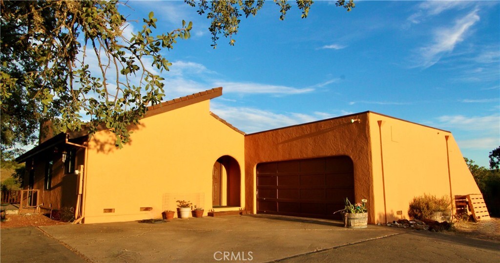 Property Photo:  540 Pine Ridge Road  CA 95453 