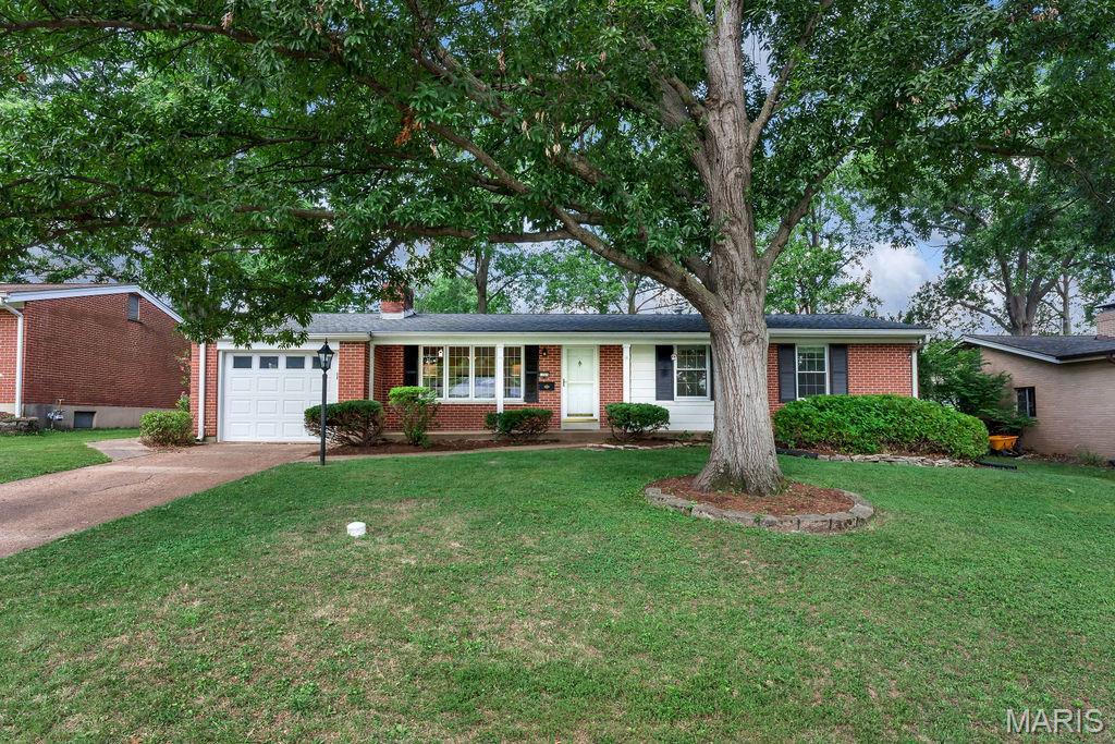 Property Photo:  1205 Laven Del Lane  MO 63122 