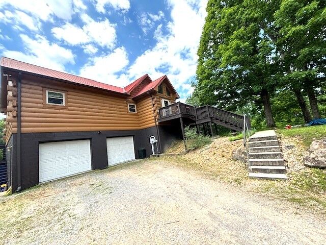 Property Photo: 1027 Garland Hollow Rd TN 37143