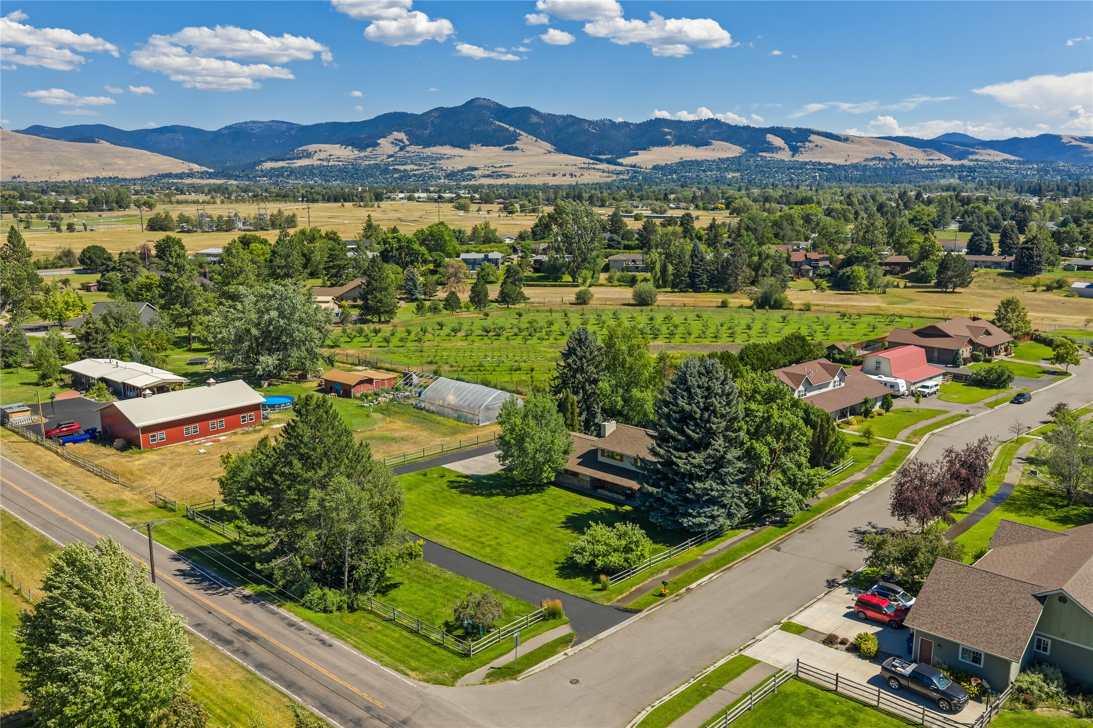 Property Photo: 1324 Pony Place MT 59804