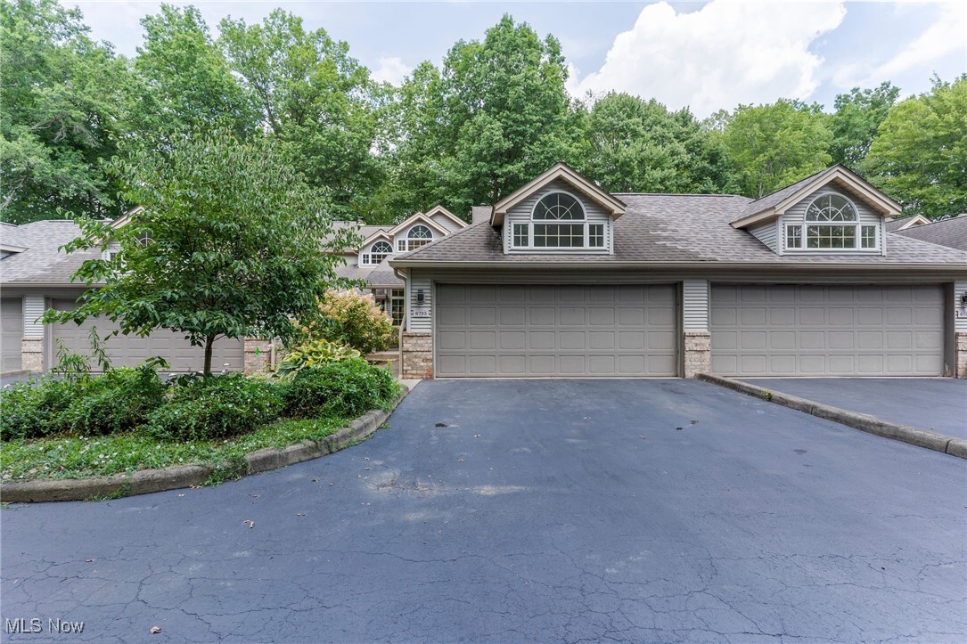 Property Photo: 6723 Lockwood Boulevard 4 OH 44512