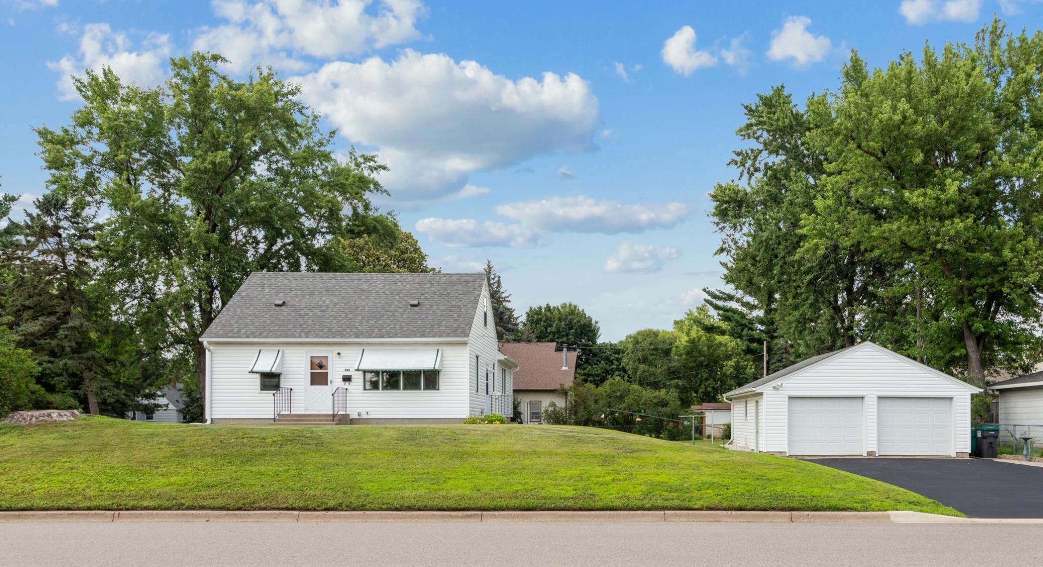 Property Photo: 400 E 88th Street MN 55420