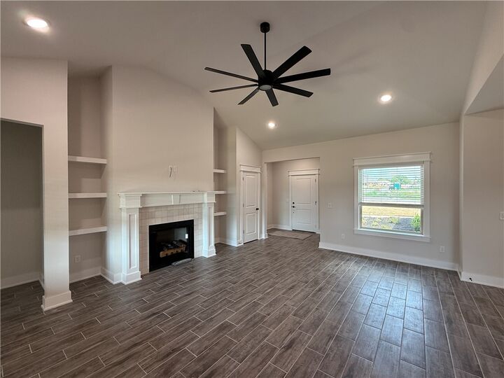 Property Photo: 103 W Watson Lane AR 72730