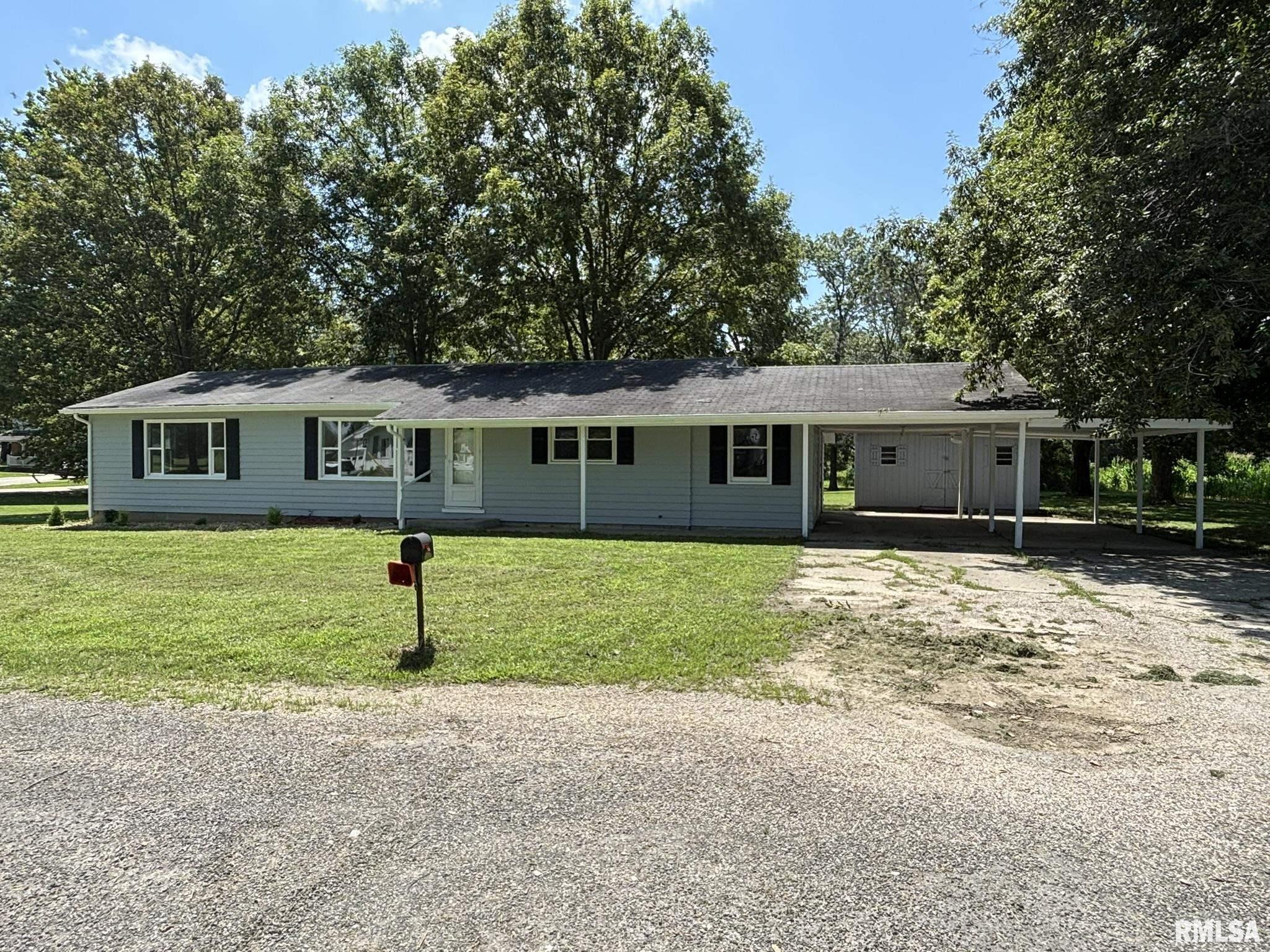 145 Hickory Grove  Salem IL 62881 photo