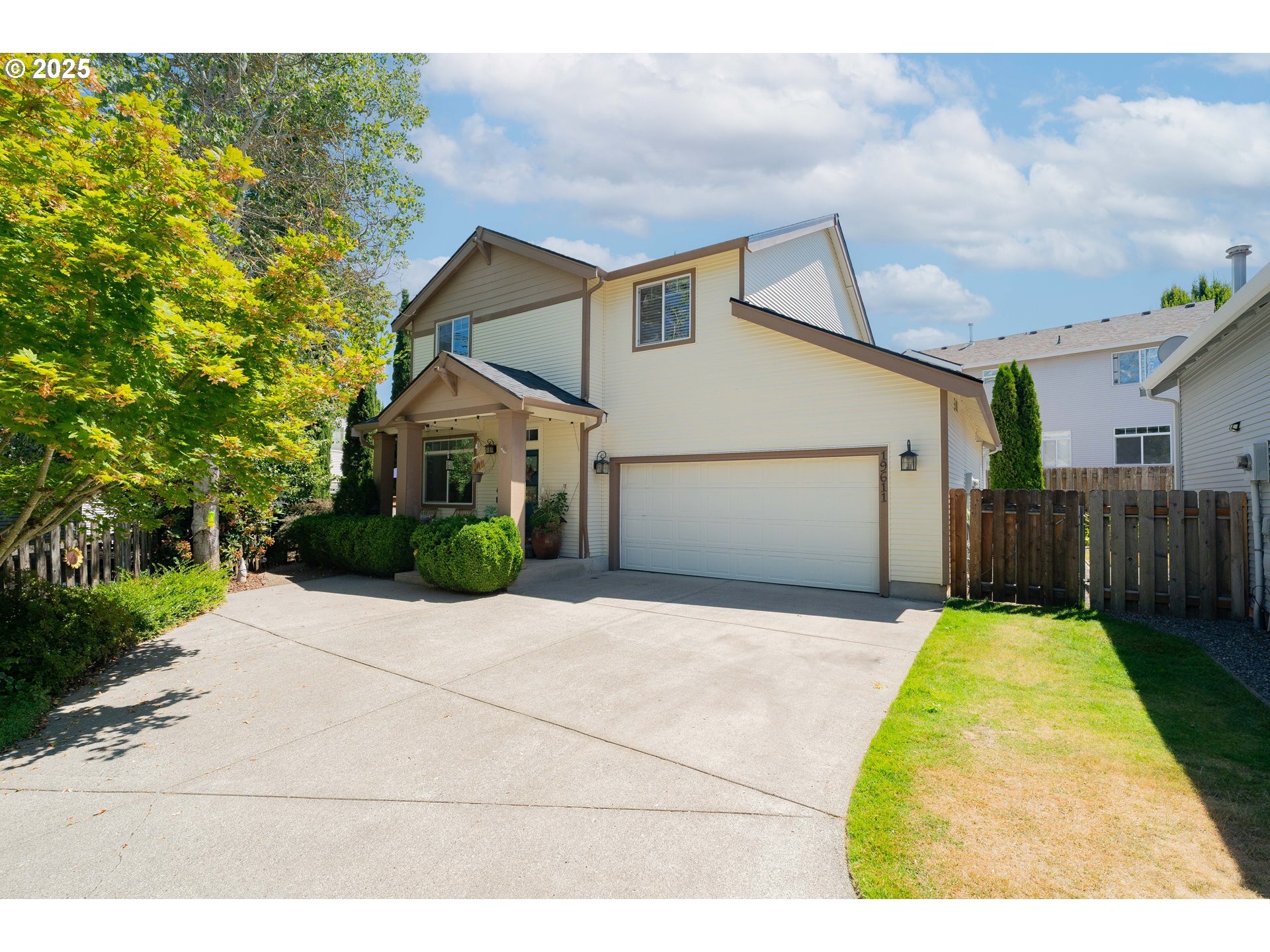 Property Photo: 19611 SE 30th Way WA 98607