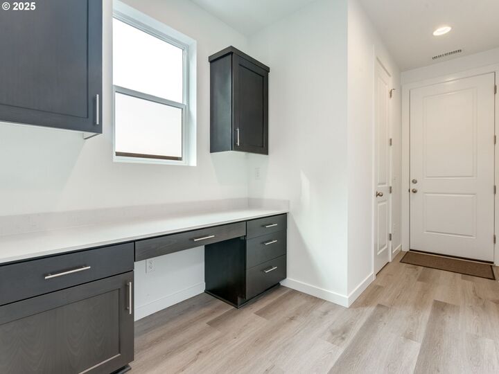Property Photo:  2207 SW 5th Pl  WA 98604 