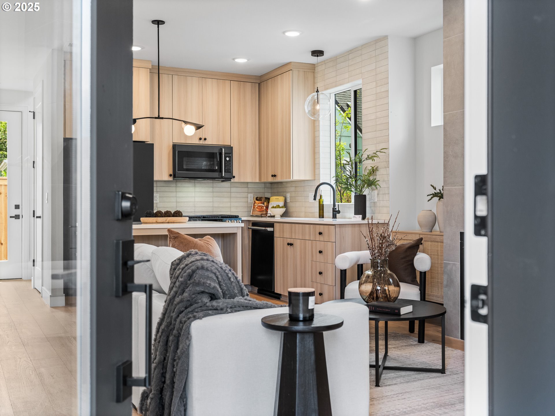 Property Photo: 1840 NE Wygant St OR 97211