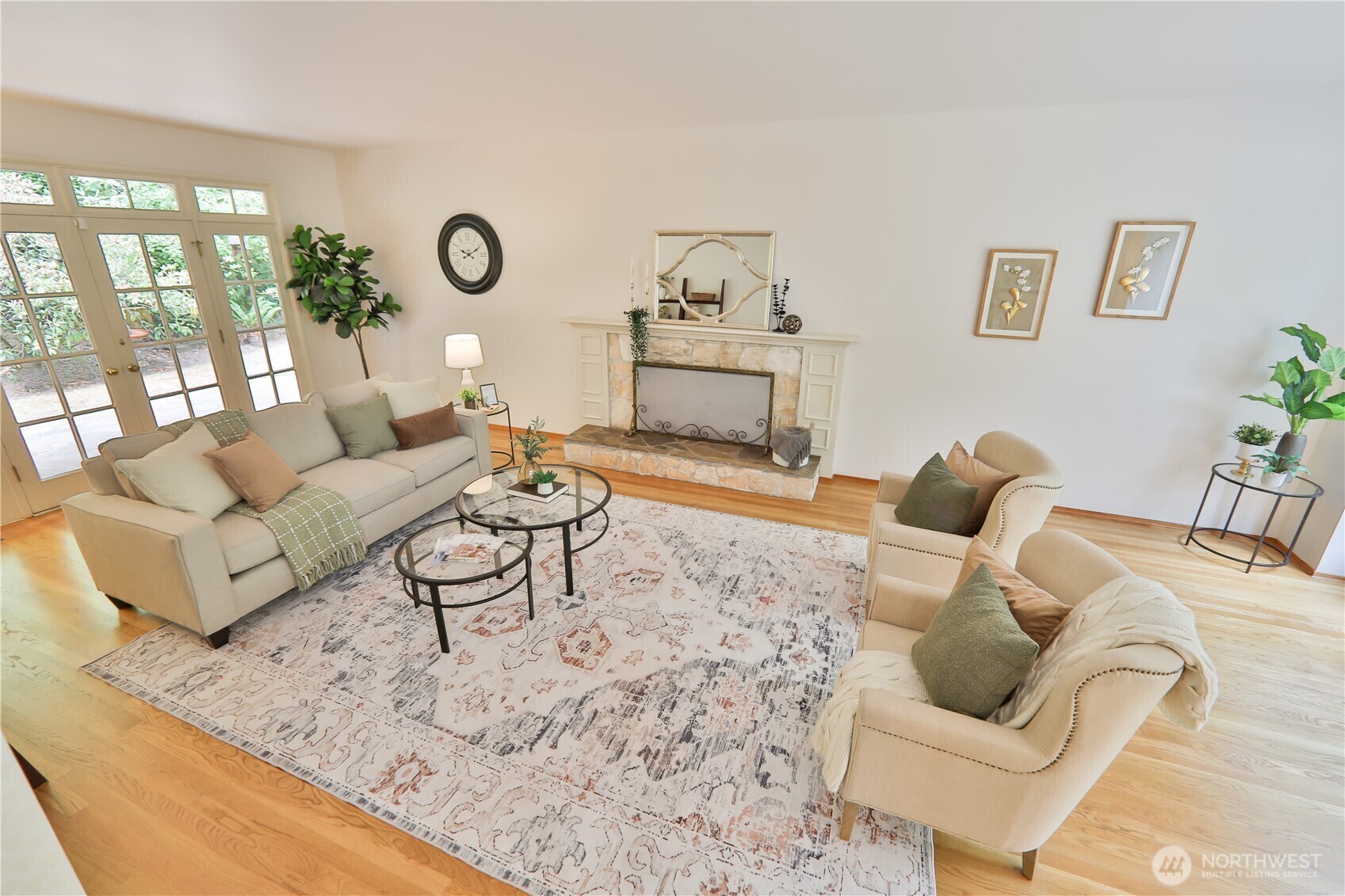 Property Photo:  10915 N Deer Drive  WA 98020 