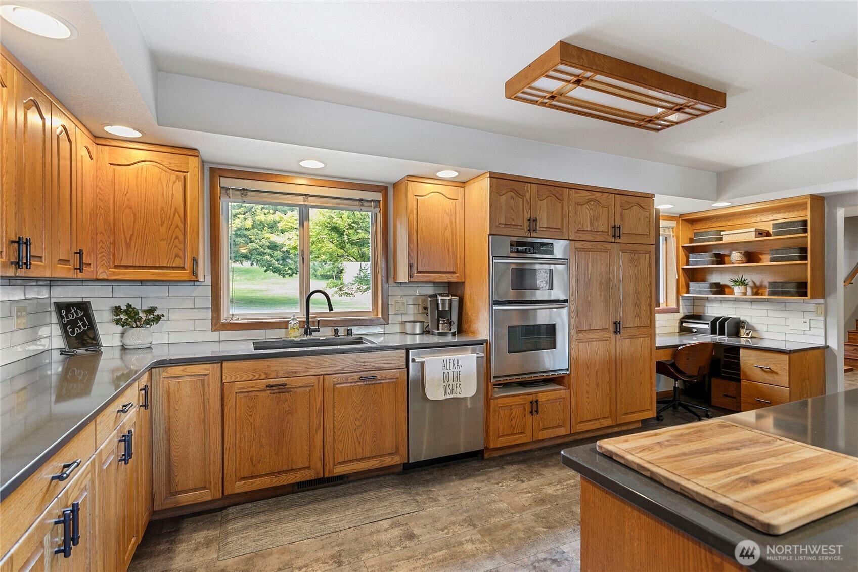 Property Photo: 2370 Crestline Street WA 98248