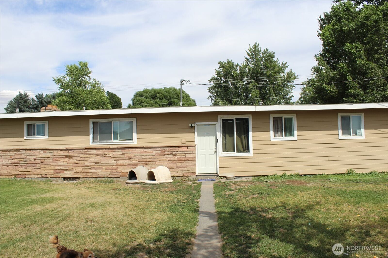 Property Photo:  5788 NE Road K  WA 98837 