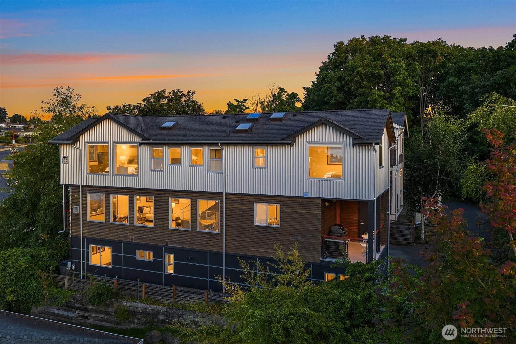 Property Photo: 9007 24th Avenue NW WA 98117