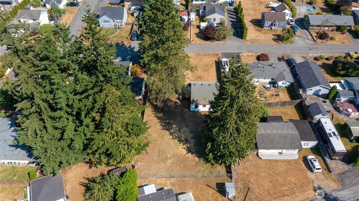 Property Photo:  6430  Elliott Way  WA 98203 