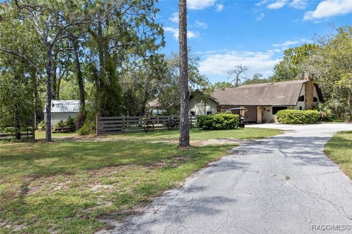 Property Photo: 4200 W Breckenridge Court FL 34465