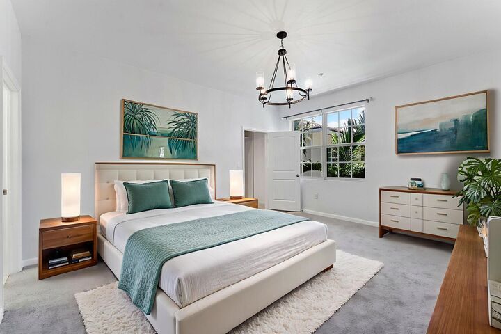 Property Photo: 99 SW 7th Court FL 33060