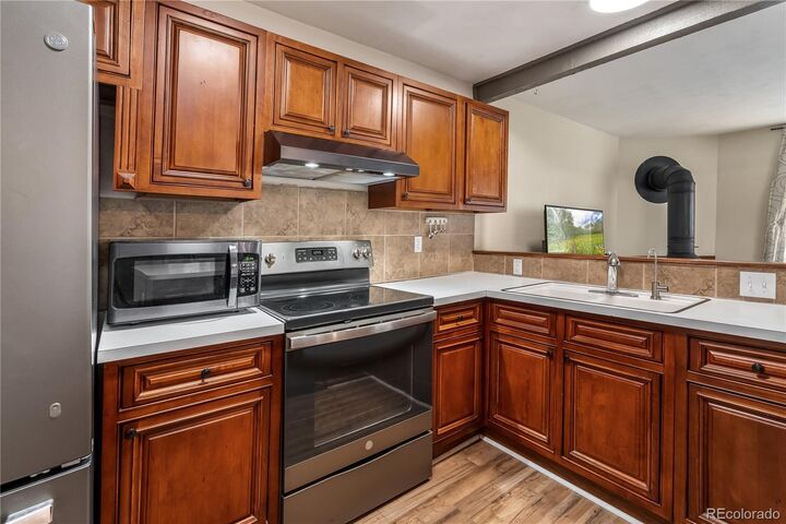Property Photo:  401 Salt Lick Circle 2  CO 80498 