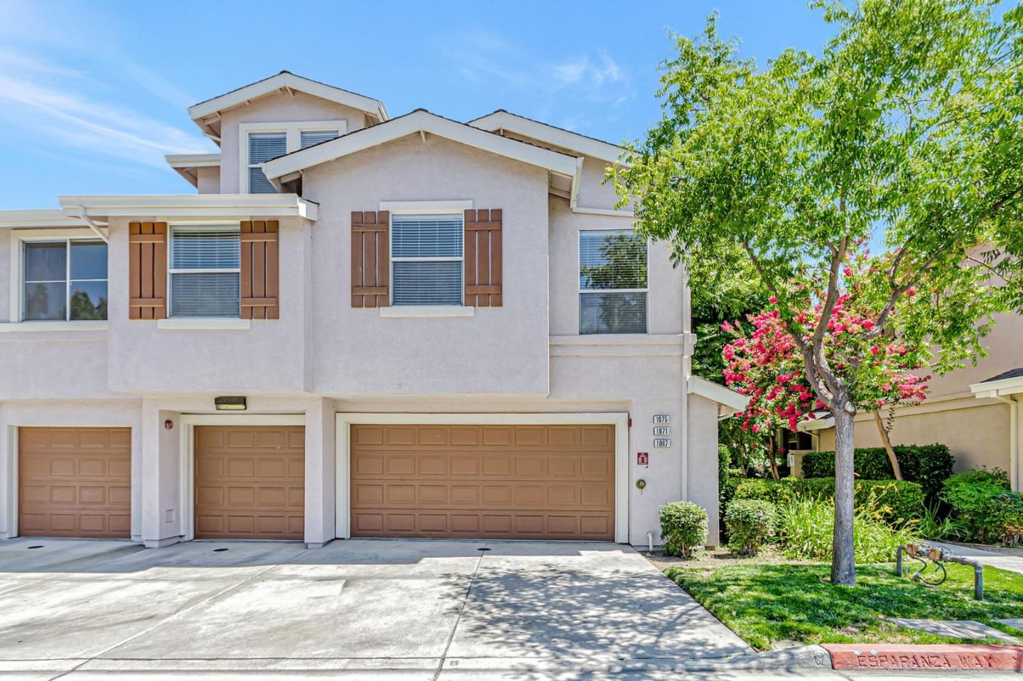 Property Photo: 1075 Esparanza Way CA 95138