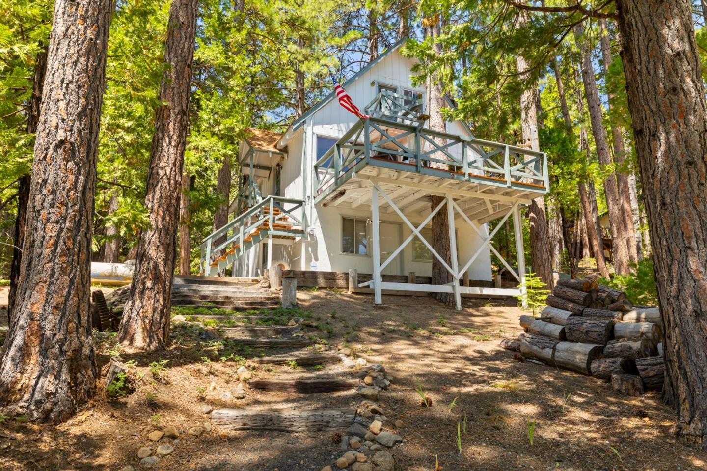 Property Photo: 29380 Lassen Drive CA 95335
