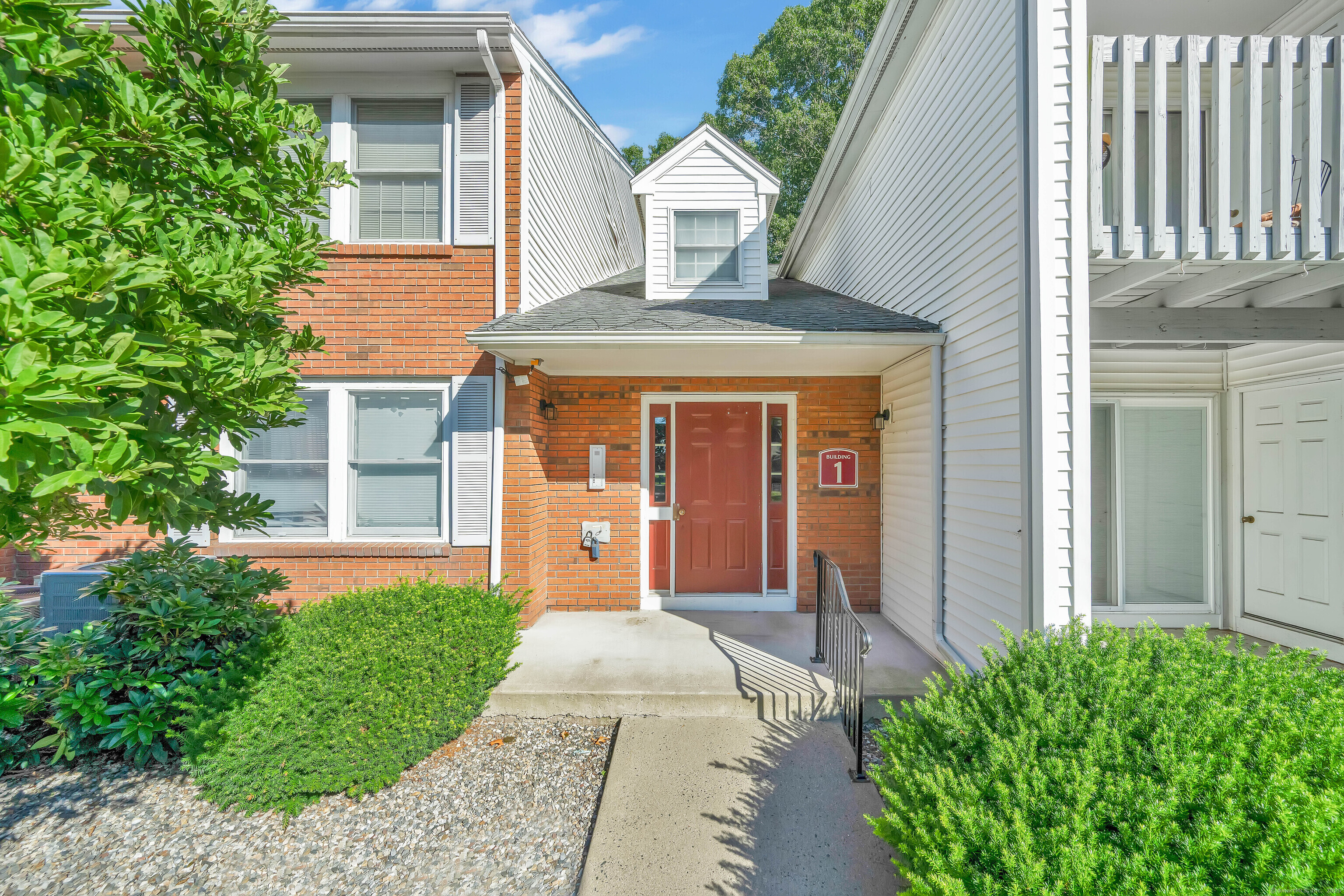 Property Photo:  1 Concorde Way A4  CT 06096 
