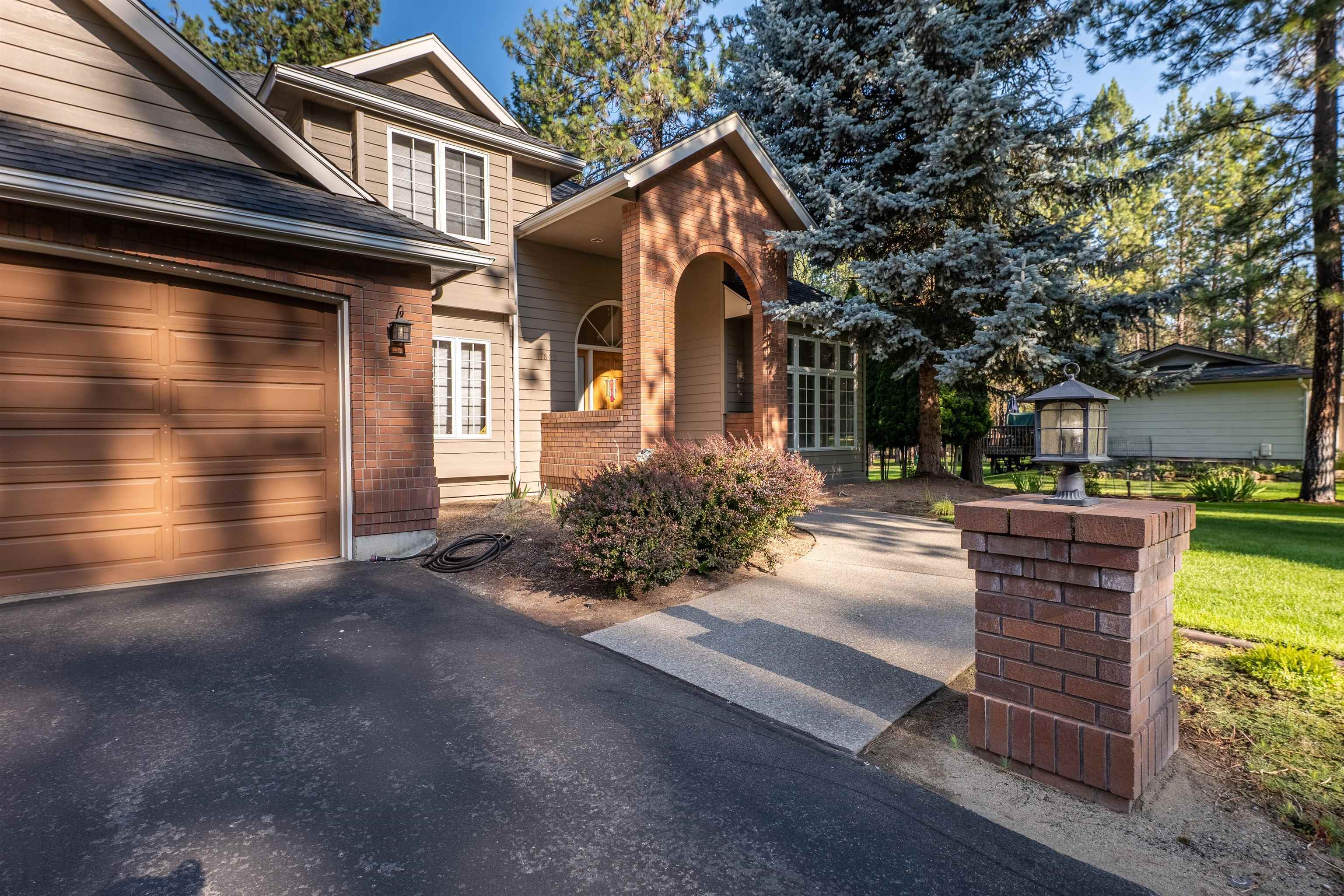 Property Photo:  17805 N Saddle Hill Rd  WA 99005 