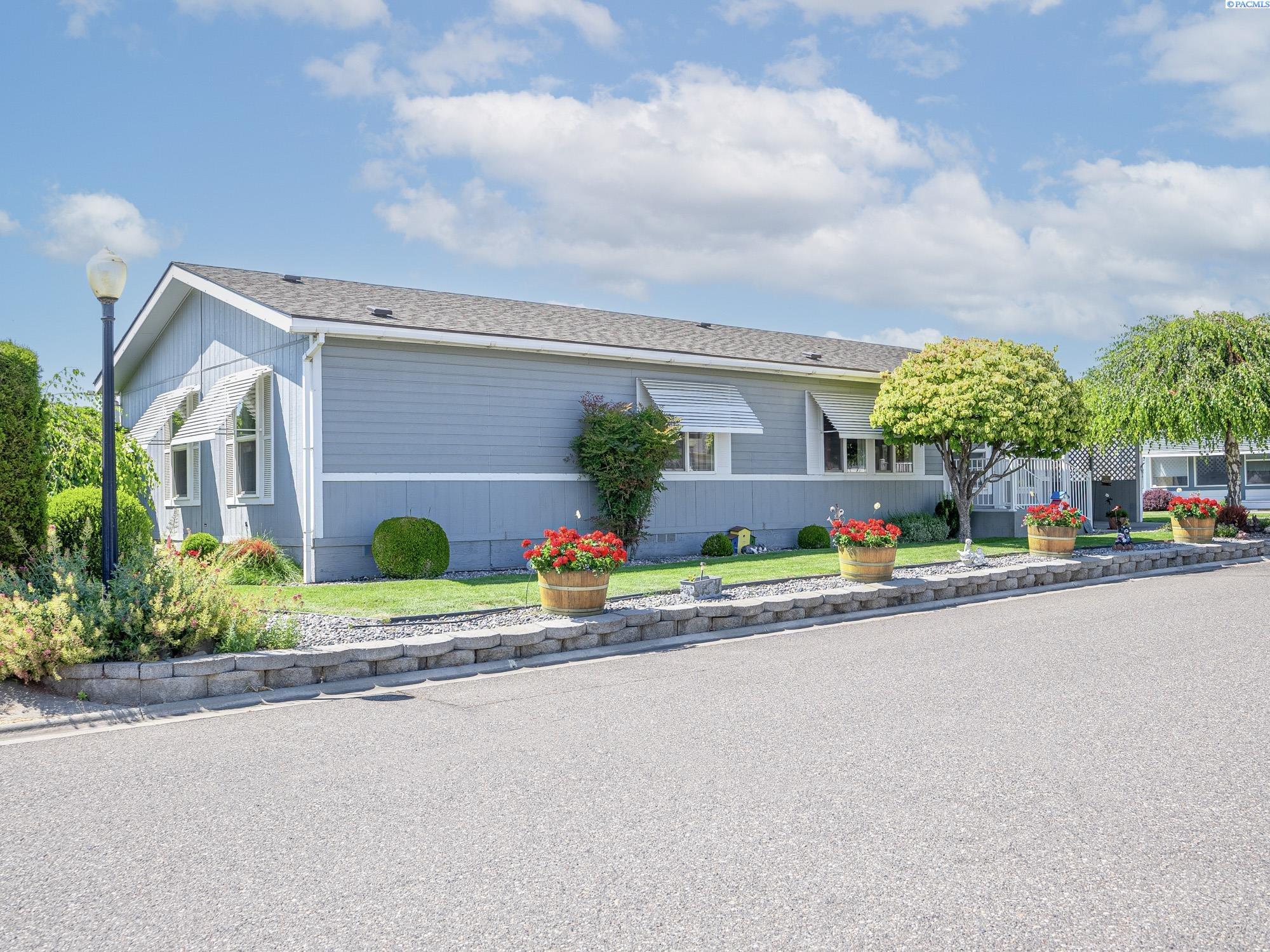 Property Photo: 355 Old Inland Empire Hwy 52 WA 99350