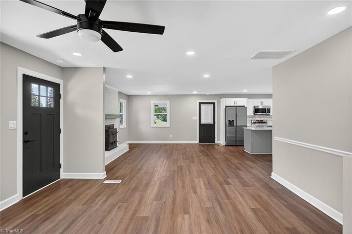 Property Photo:  193 Redcoat Lane  NC 27107 