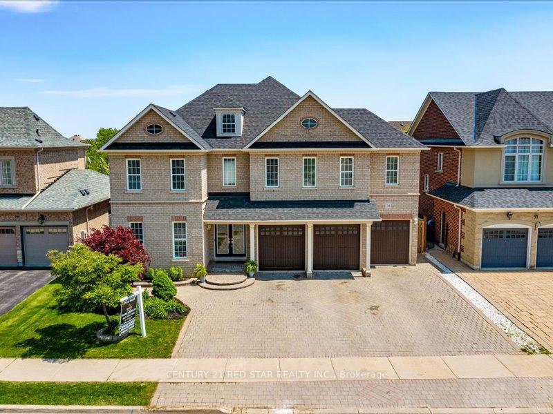 Property Photo:  31 Eiffel Boulevard  ON L6P 1V9 