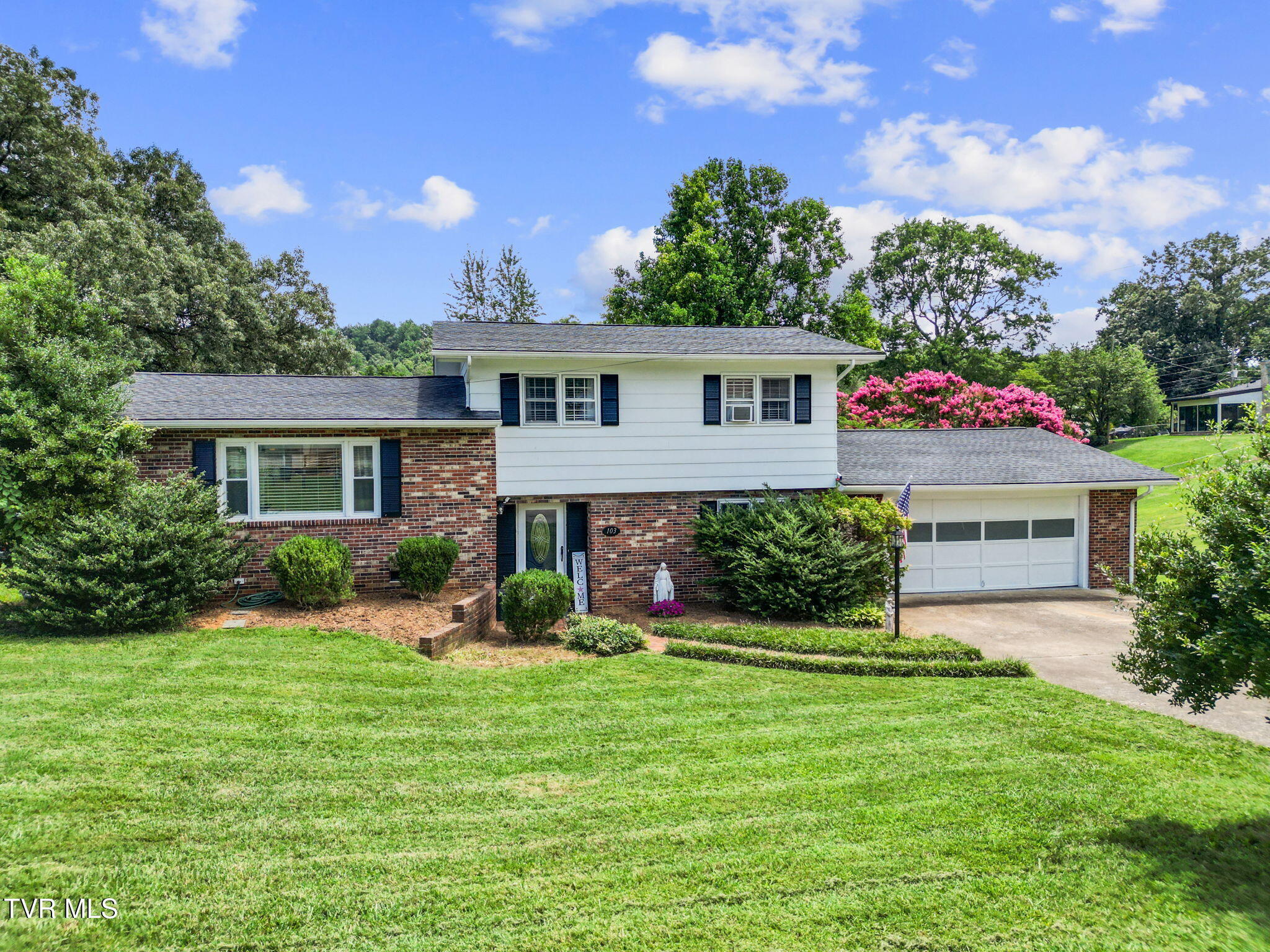 Property Photo:  103 Edgewood Drive  TN 37743 