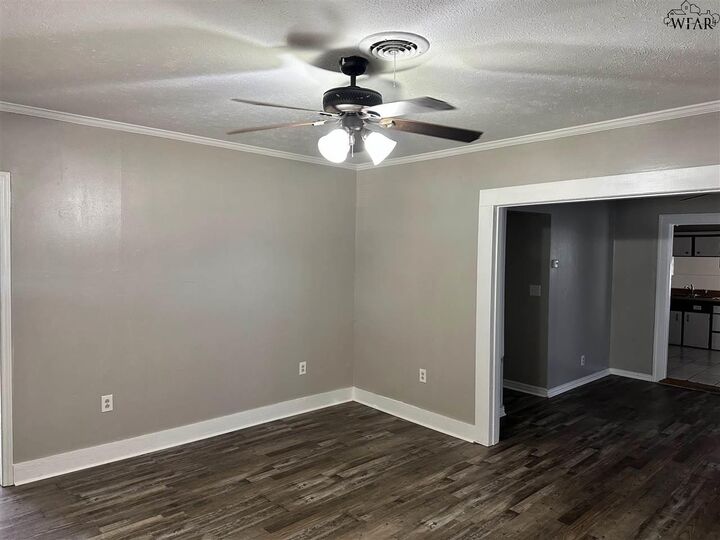 Property Photo: 2105 Taft Street TX 76309