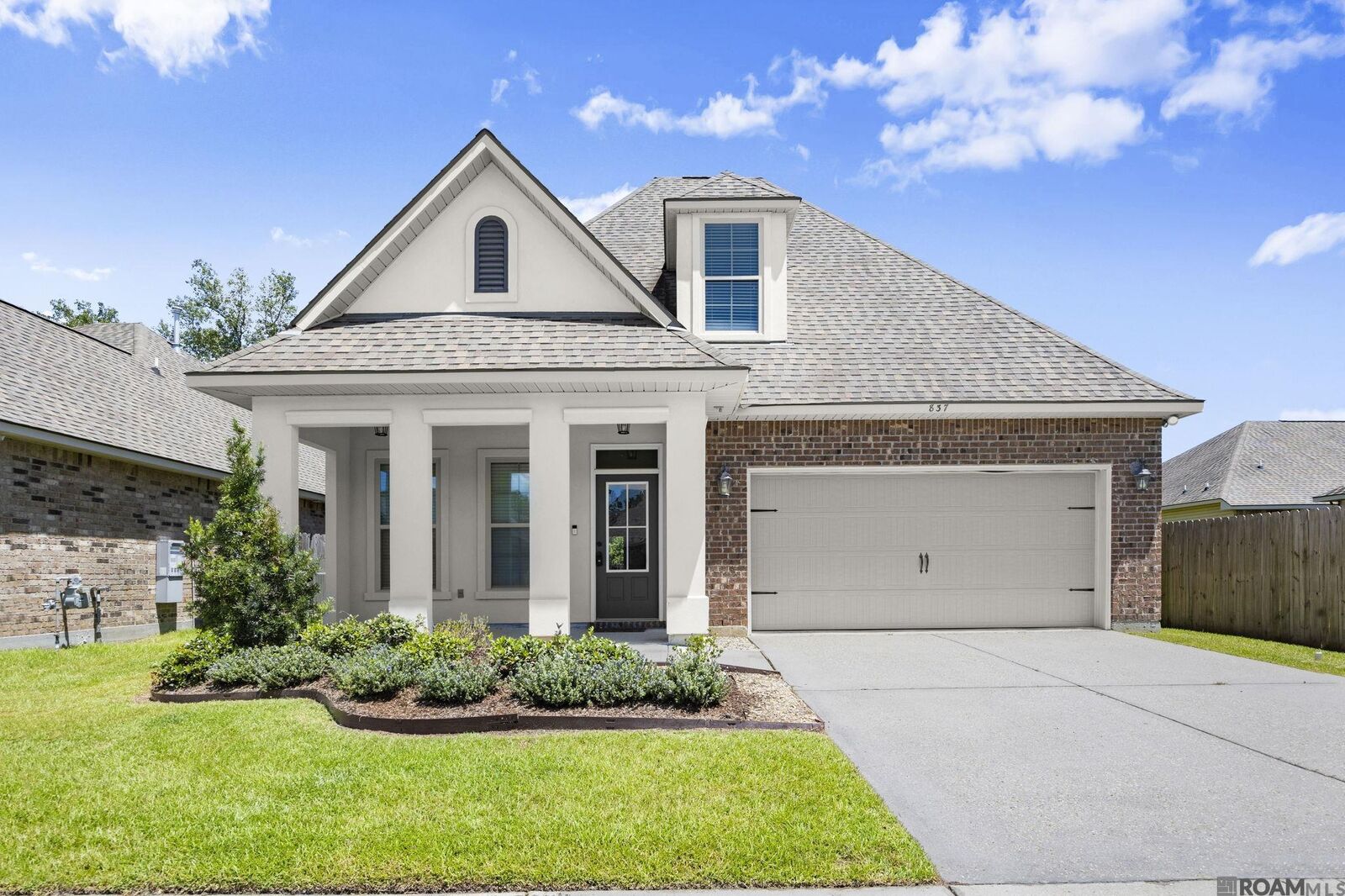 Property Photo: 837 Sehdeva Memorial Dr LA 70820