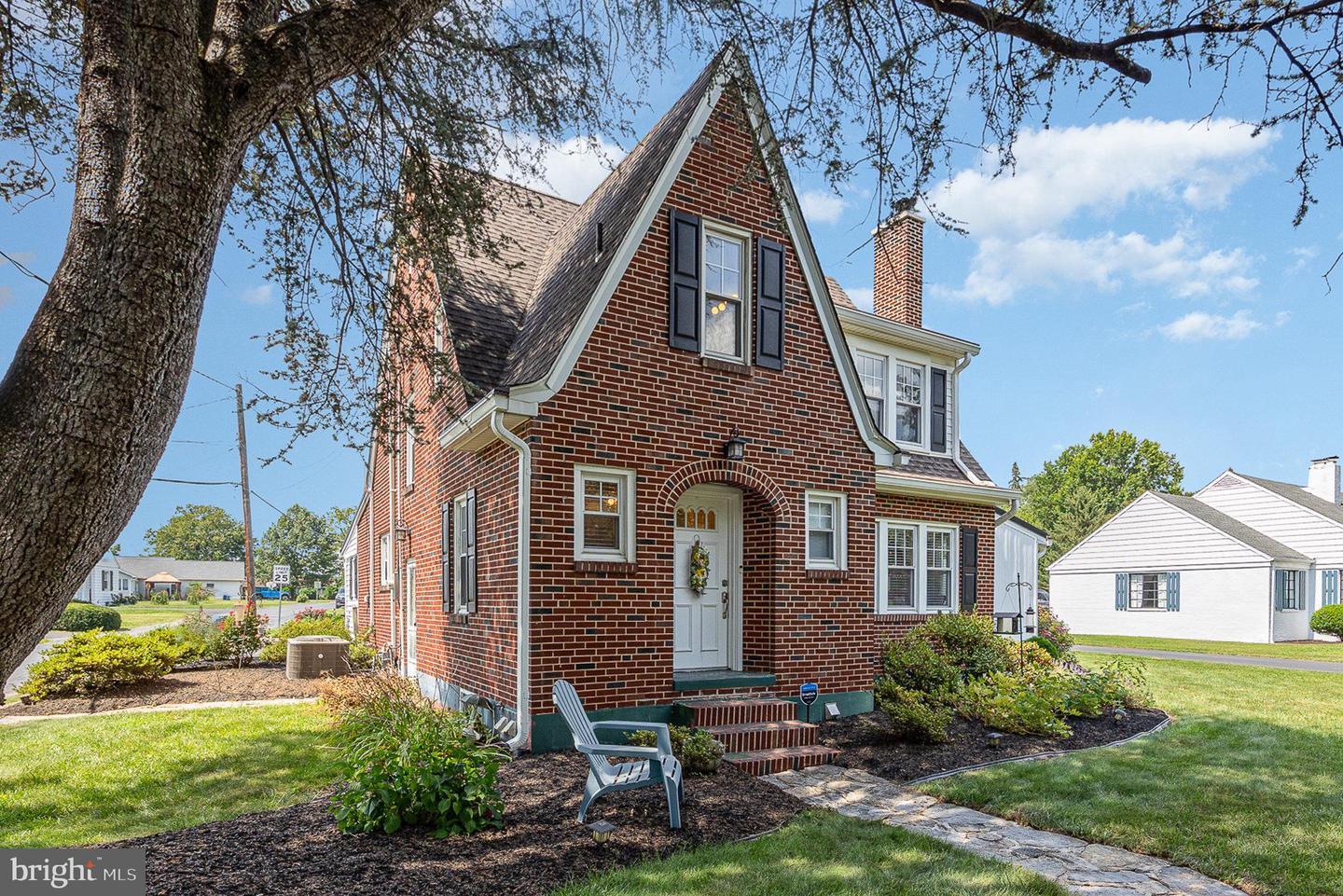 21 Charles Street  Carlisle PA 17013 photo