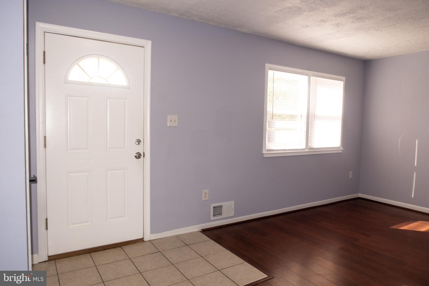 Property Photo:  2421 Kilpatrick Place  VA 22026 